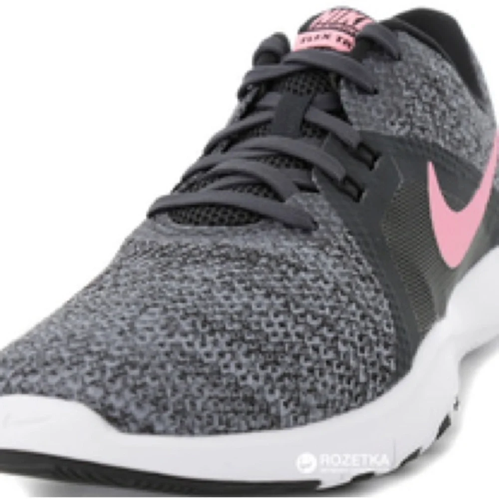 Nike Flex Trainer 8  running sneaker black, gray, and pink  9 NWT
